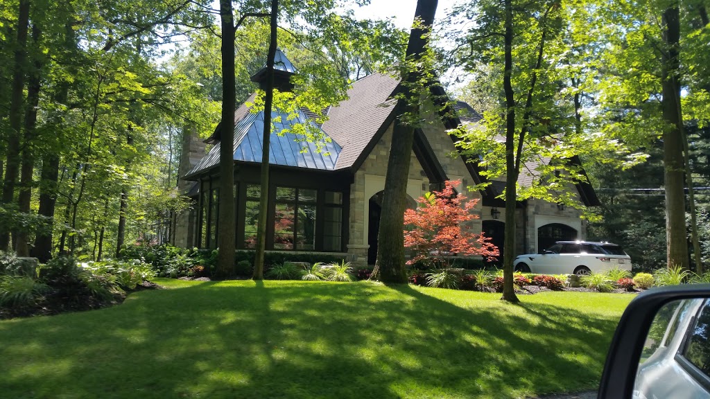 Whiteoaks Park | Mississauga, ON L5J 1Z2, Canada | Phone: (905) 615-4311