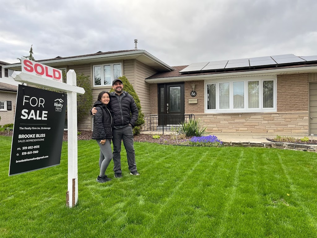 Keshia Moreira Real Estate | 931 Oxford St E, London, ON N5Y 3K1, Canada | Phone: (647) 607-5375