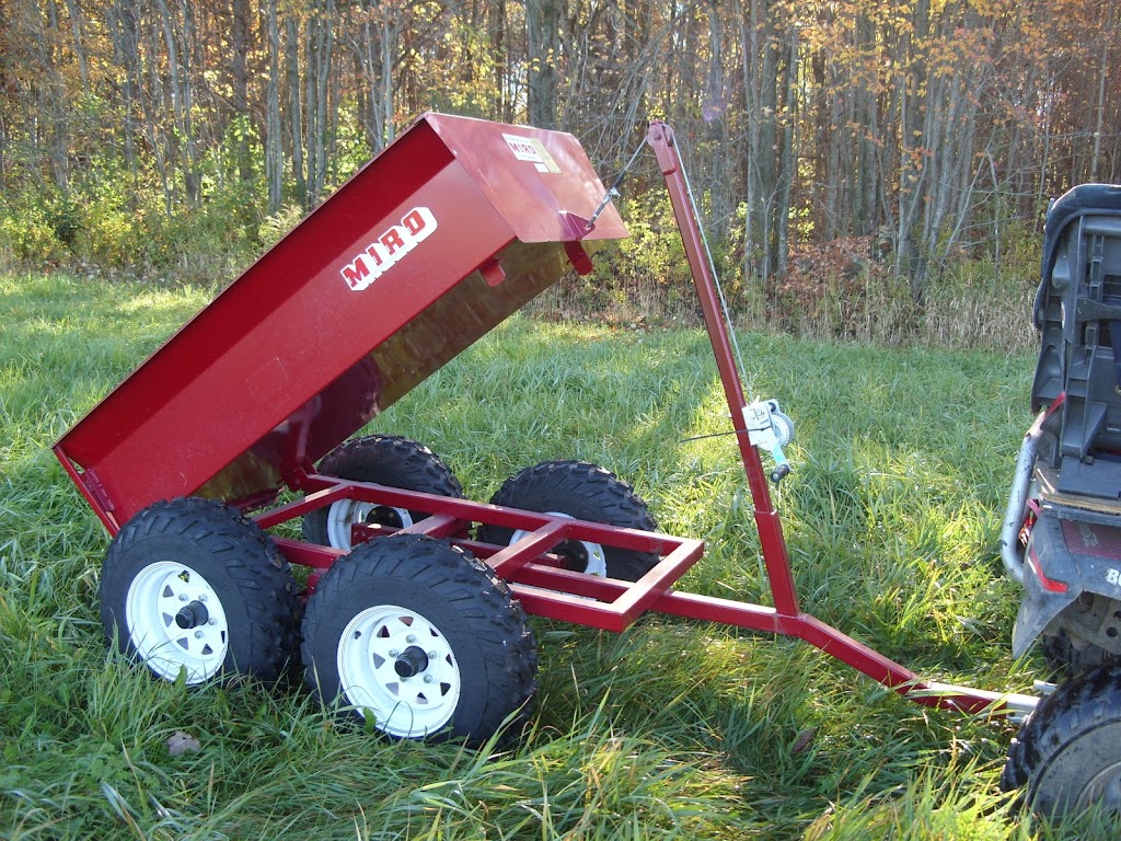 Equipements de Ferme Miro Inc | 285 10e Rang E, Lefebvre, QC J0H 2C0, Canada | Phone: (819) 394-2929