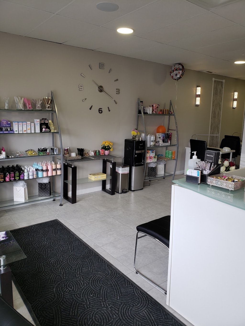 TNails & Spa | 40 A Elizabeth St, Okotoks, AB T1S 1J7, Canada | Phone: (403) 404-0064