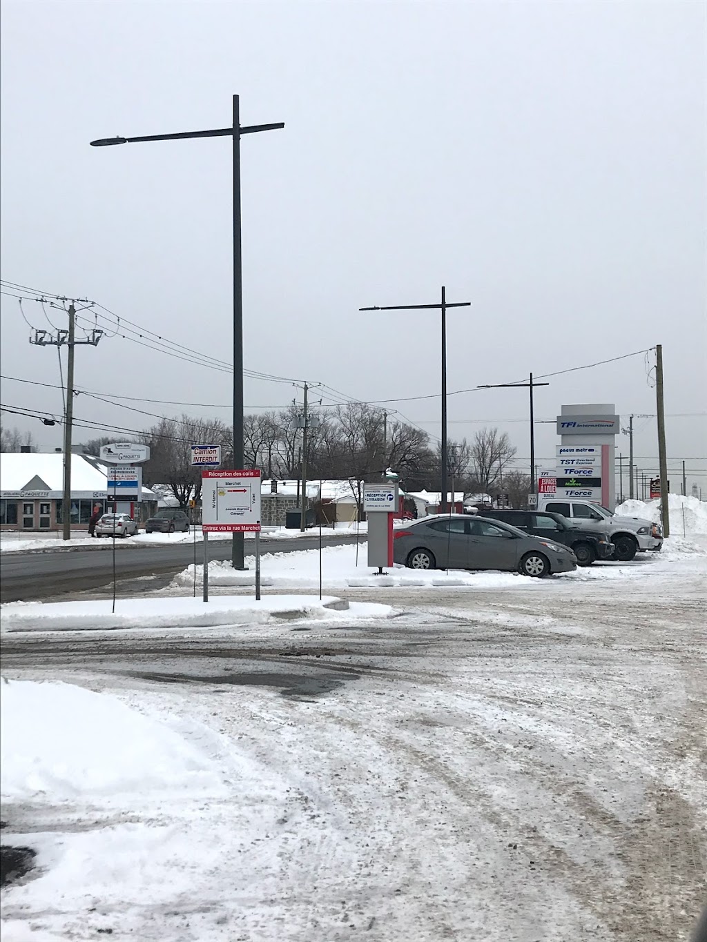 TST-CF Express | 6205 Bd Wilfrid-Hamel, LAncienne-Lorette, QC G2E 5G8, Canada | Phone: (418) 681-6246