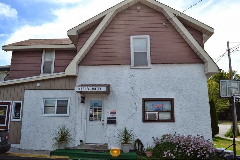 Maples Motel | 107 Neywash St, Orillia, ON L3V 1X6, Canada | Phone: (705) 326-3561