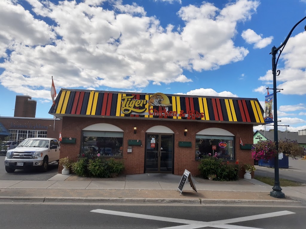 Tiger Chicken & Ribs | 68 Front St, Trenton, ON K8V 4N4, Canada | Phone: (613) 392-3202