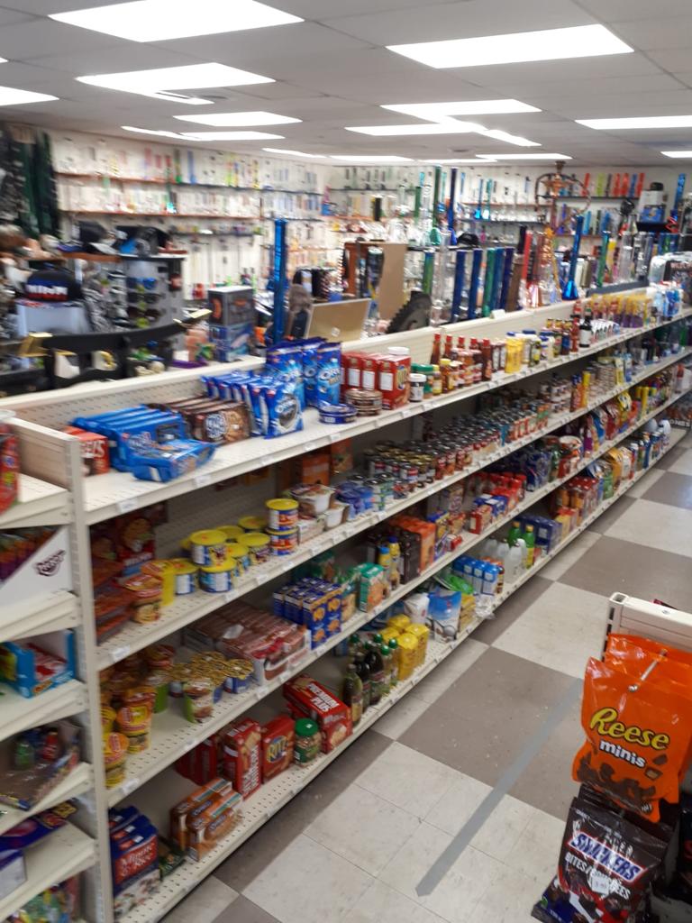 Listowel Variety | 115 Argyle Ave N, Listowel, ON N4W 1N5, Canada | Phone: (519) 418-2400