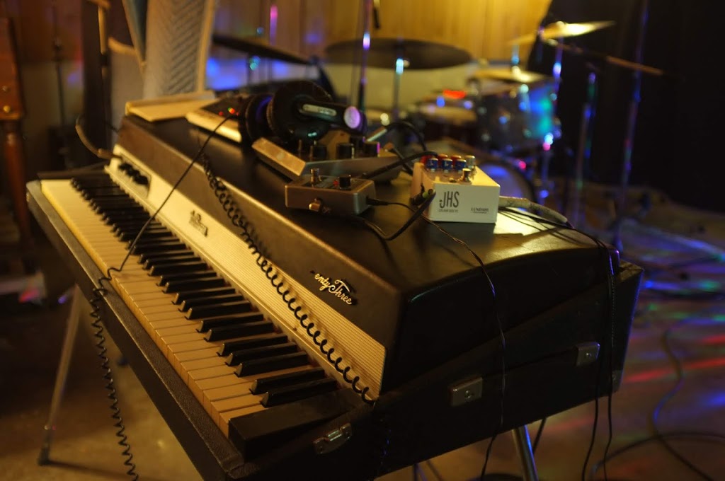 The Noise Floor Recording Studio | 736 Browns Way, Gabriola, BC V0R 1X3, Canada | Phone: (250) 325-9012