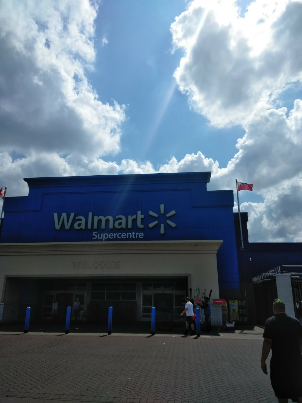 Walmart Saint-Hyacinthe Store | 5950 Rue Martineau, Saint-Hyacinthe, QC J2R 2H6, Canada | Phone: (450) 796-4001
