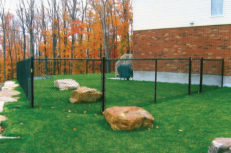 Clôtures Raymond Inc | 485 Boulevard Edgar Archambault, Rivière-Beaudette, QC J0P 1R0, Canada | Phone: (450) 424-3820