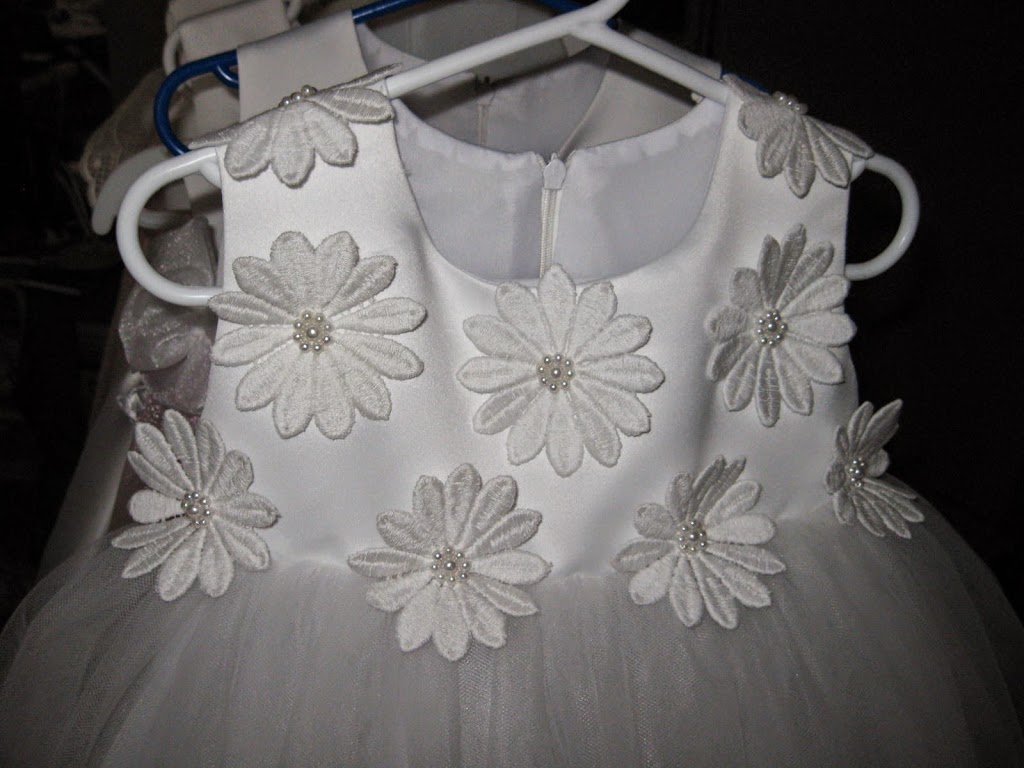 The Crafty Tailor | 52 Conception Bay Hwy, Holyrood, NL A0A 2R0, Canada | Phone: (709) 231-2552