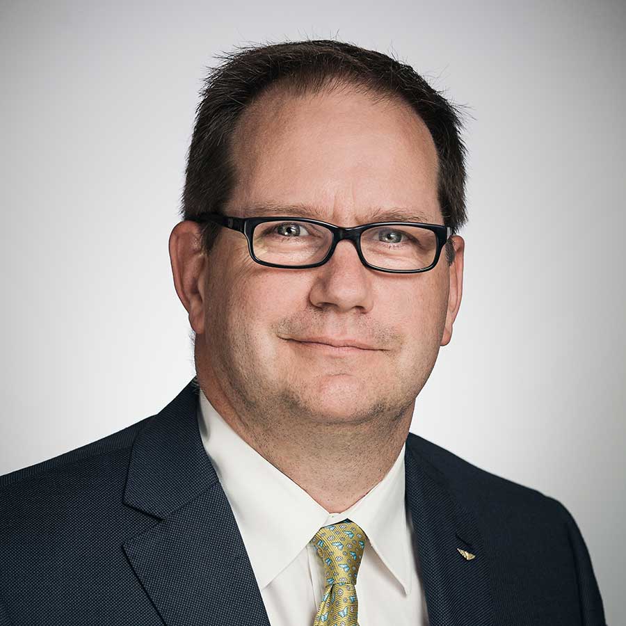 Chris Anderson | 1801 Bowen Rd #202, Nanaimo, BC V9S 1H1, Canada | Phone: (250) 585-5304