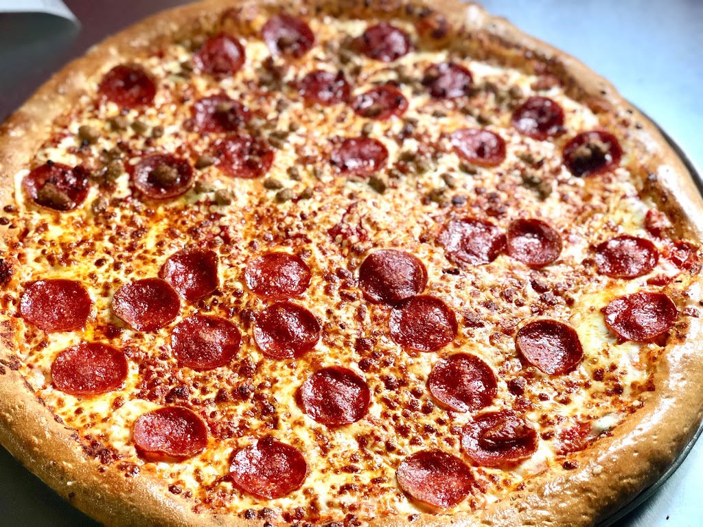 TITOS PIZZA DELHI | 384 James St, Delhi, ON N4B 2B7, Canada | Phone: (519) 582-1919