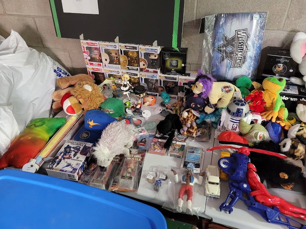 Meatheads Collectibles | 634 Strasburg Rd #36, Kitchener, ON N2E 2G8, Canada | Phone: (519) 591-7311