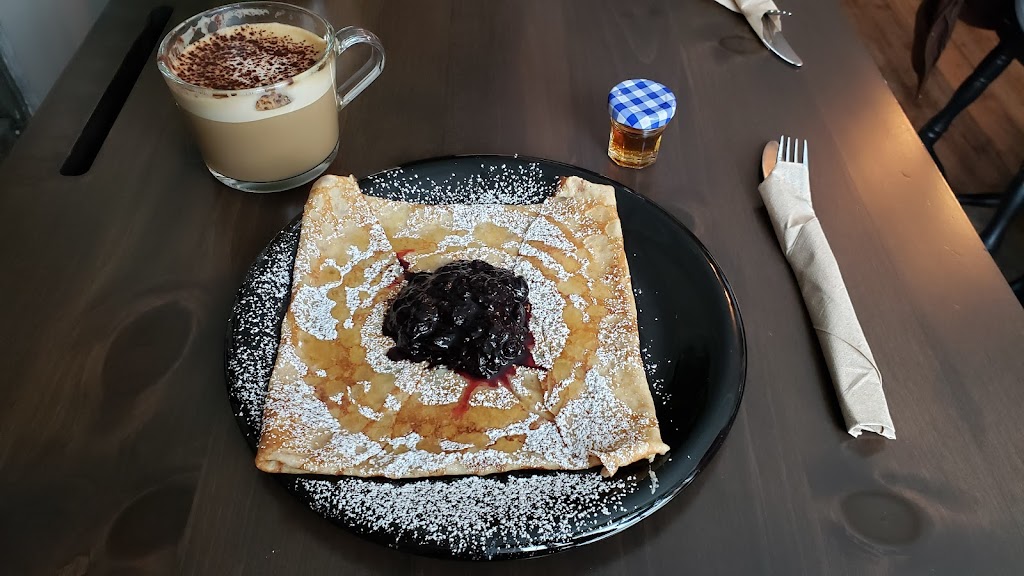 La base de lit - Café de village | 2409 Rte. du Fleuve, Les Éboulements, QC G0A 2M0, Canada | Phone: (418) 998-4726