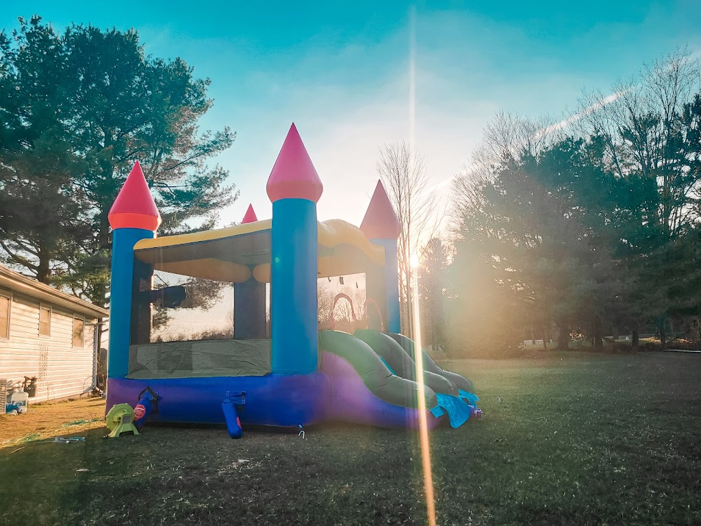 Always Bouncin Rentals | 642 Concession 8, Havelock, ON K0L 1Z0, Canada | Phone: (705) 772-7651