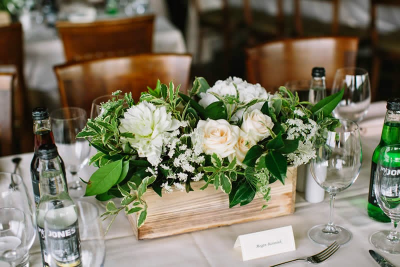 Fleurish Flower Shop | 6449 Crowchild Trail SW #8, Calgary, AB T3E 5R7, Canada | Phone: (403) 242-1133