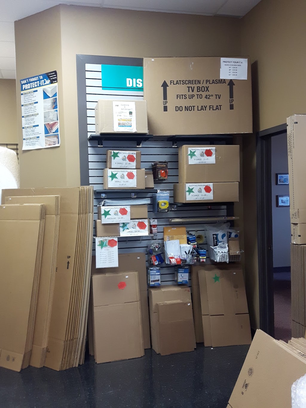 Mint Self Storage | 1345 Niakwa Rd E, Winnipeg, MB R2J 3T3, Canada | Phone: (204) 487-6468