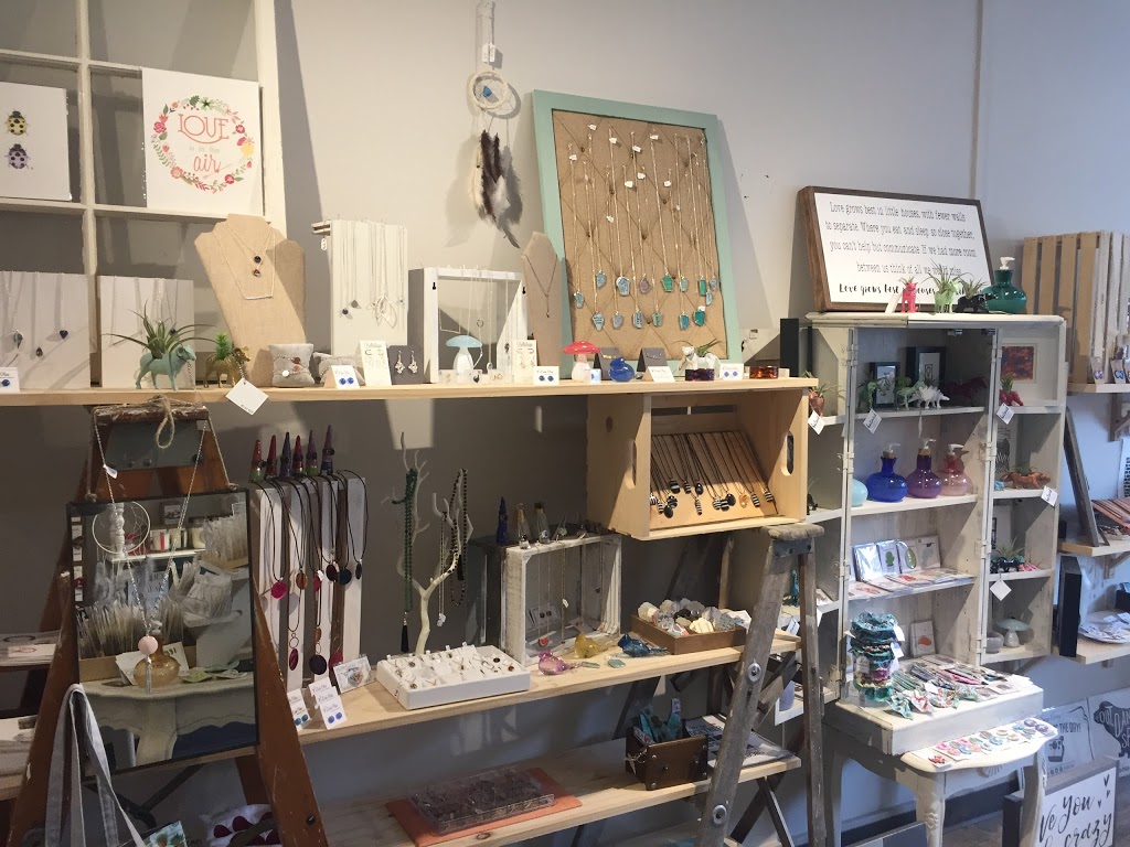 Dove + Arrow | 131 Lakeshore Rd E, Oakville, ON L6J 1H3, Canada | Phone: (905) 339-0999