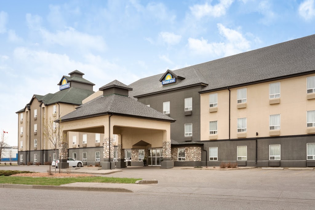 Days Inn by Wyndham Regina | Highway 1 west, 3875 Eastgate Dr, Regina, SK S4Z 1A4, Canada | Phone: (306) 522-3297