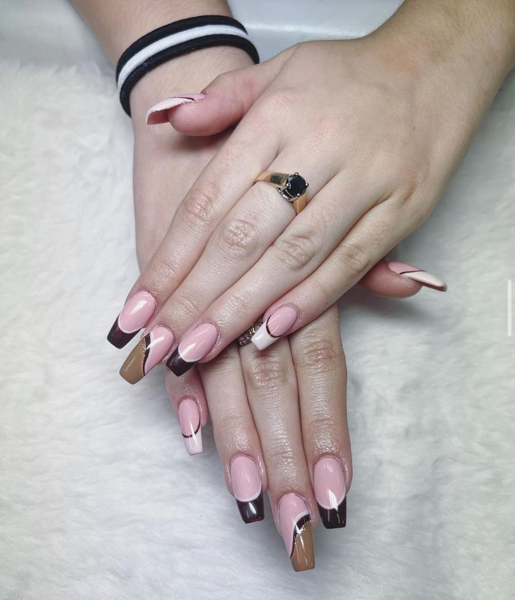 Solar Nails( New Owner) | 6175 Dunn St Unit 7, Niagara Falls, ON L2G 2P4, Canada | Phone: (905) 354-5396