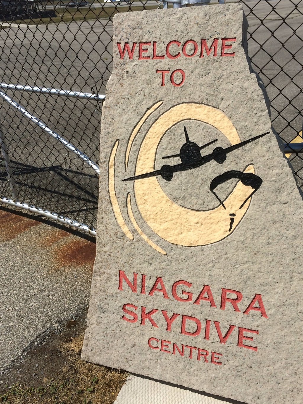 Niagara Skydive Centre Inc. | point of interest | Hangar #1, 435 River Rd, Fenwick, ON L0S 1C0, Canada | 8665645867 OR +1 866-564-5867