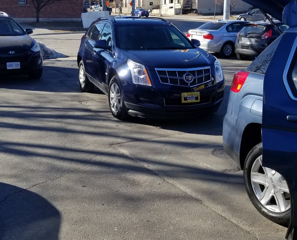 Rockcliff Auto Guelph | 35 Gordon St, Guelph, ON N1H 4H2, Canada | Phone: (519) 265-4446