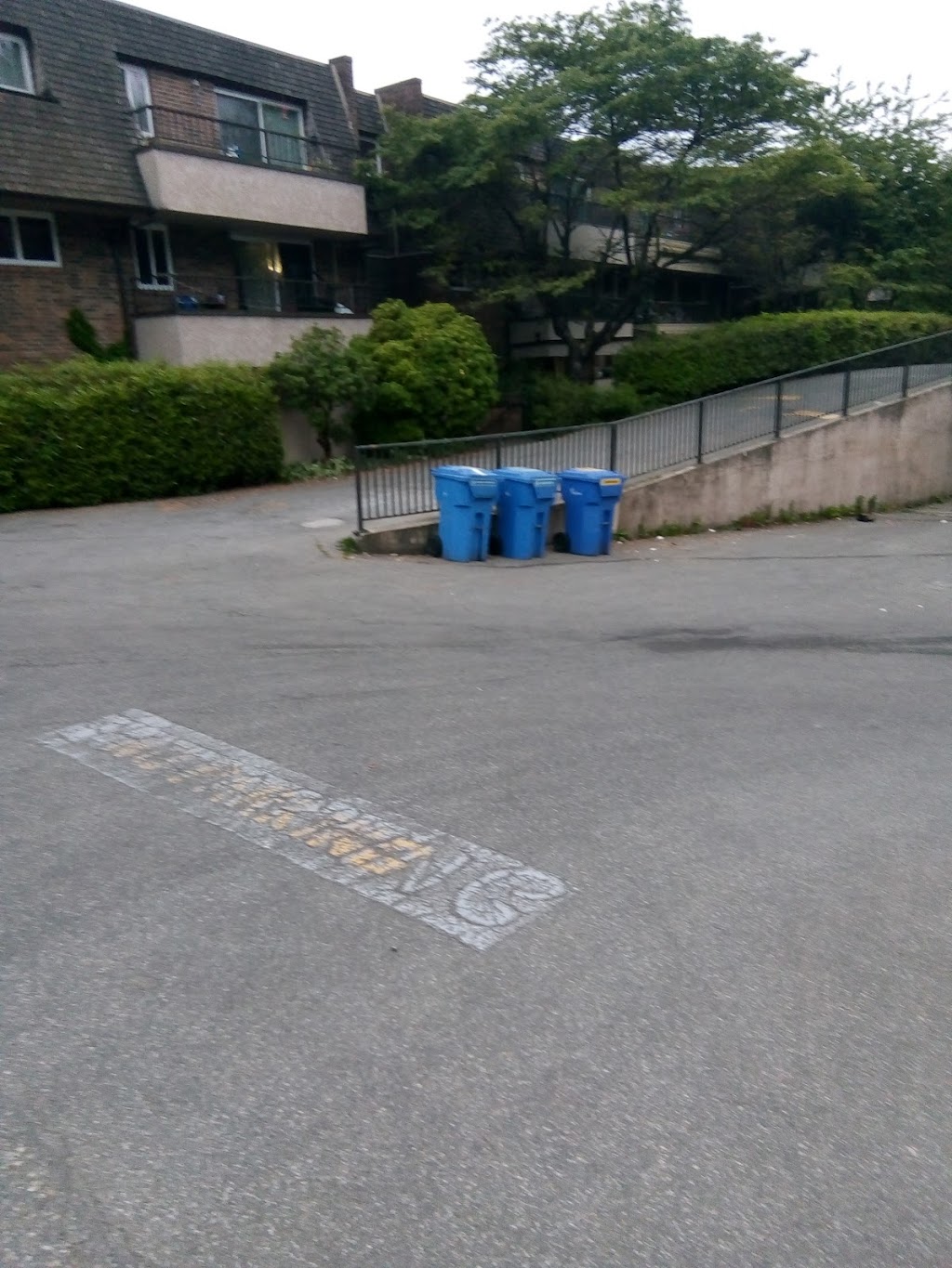 Killarney Gardens Housing Co-Operative | 2998 E 54th Ave, Vancouver, BC V5S 1Y5, Canada | Phone: (604) 436-2886
