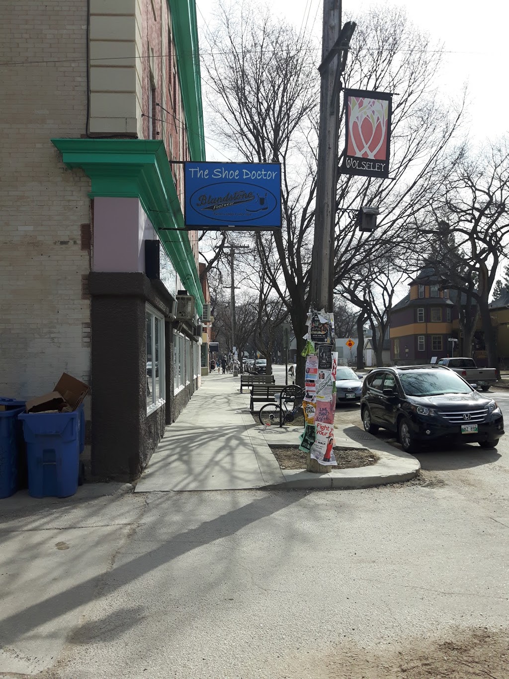 Shoe Doctor | 893 Westminster Ave, Winnipeg, MB R3G 1B4, Canada | Phone: (204) 779-7463