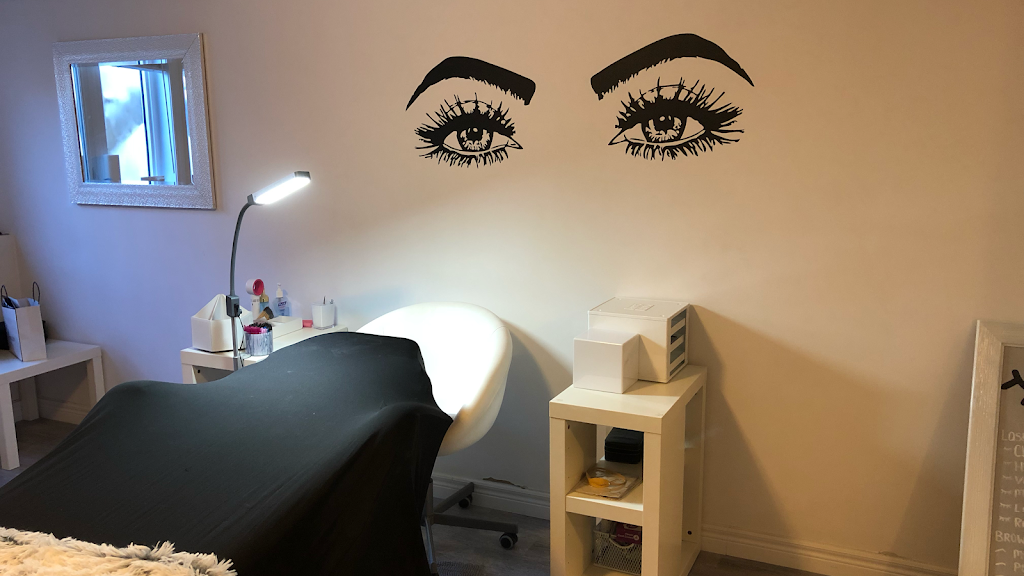 Blink Beauty Bar | 20 Great Gabe Cres, Oshawa, ON L1L 0G6, Canada | Phone: (289) 927-2098