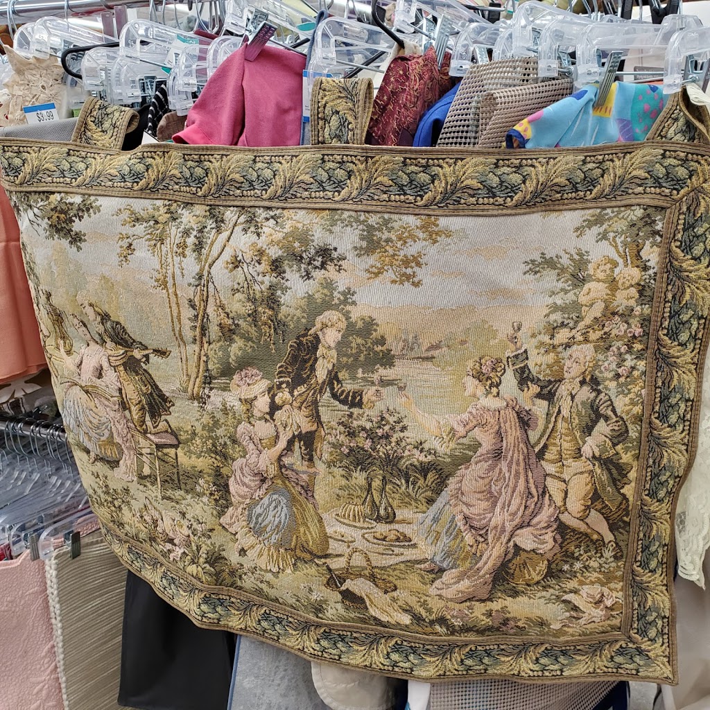 Value Village | 530 Oxford St W, London, ON N6H 1T5, Canada | Phone: (226) 777-6850