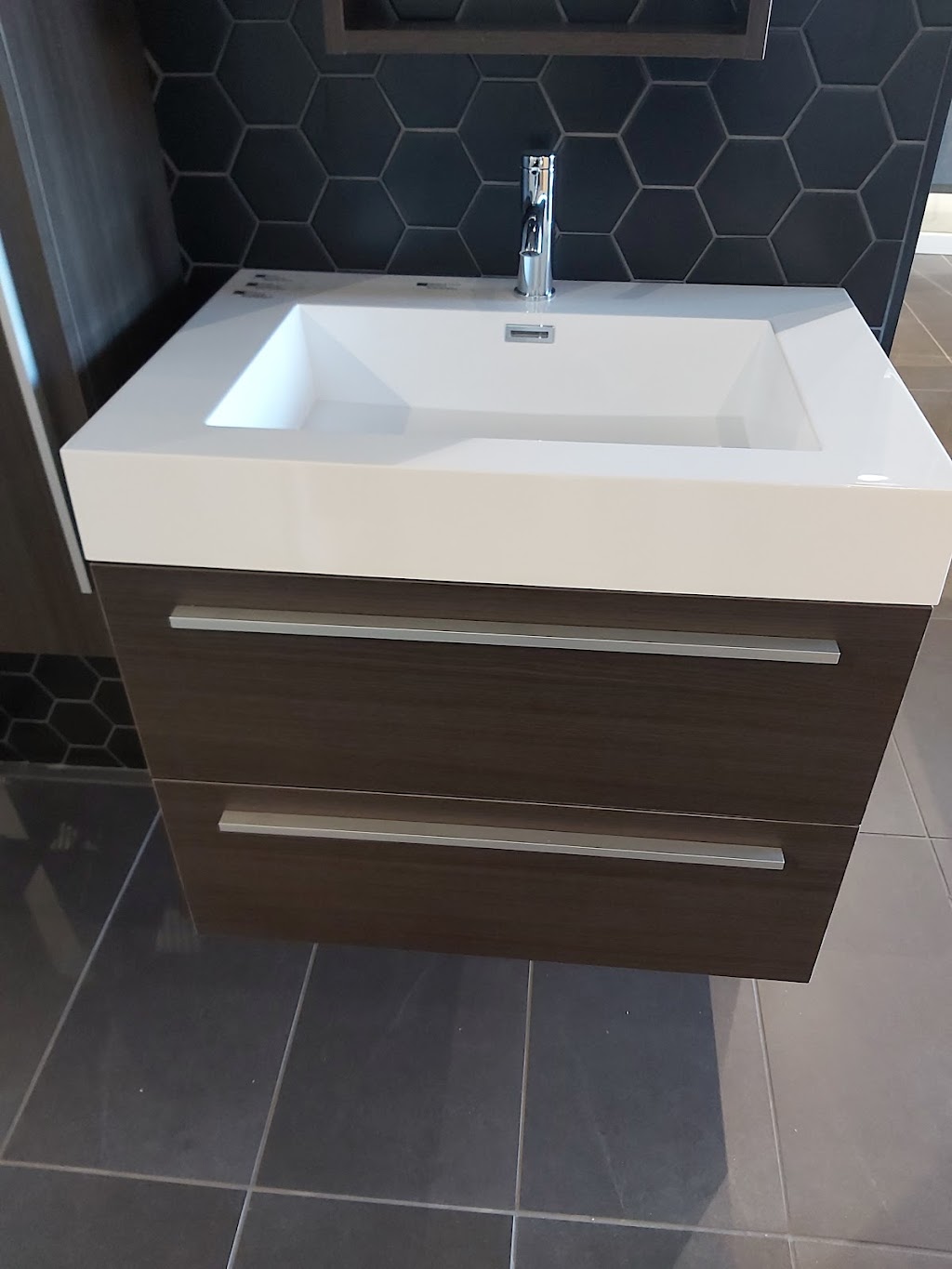 Céramique Décor Drummondville | 1050 Bd René-Lévesque, Drummondville, QC J2C 5W4, Canada | Phone: (819) 850-8787