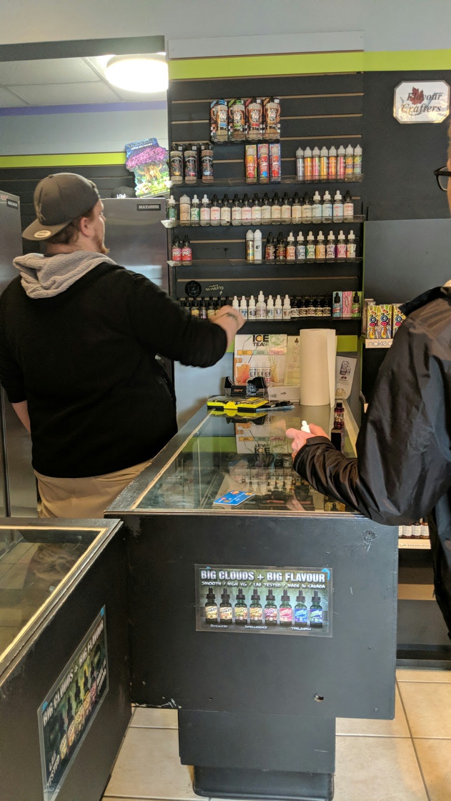 Vape Xpress Manotick | 990 River Rd, Manotick, ON K4M 1B9, Canada | Phone: (613) 692-1132