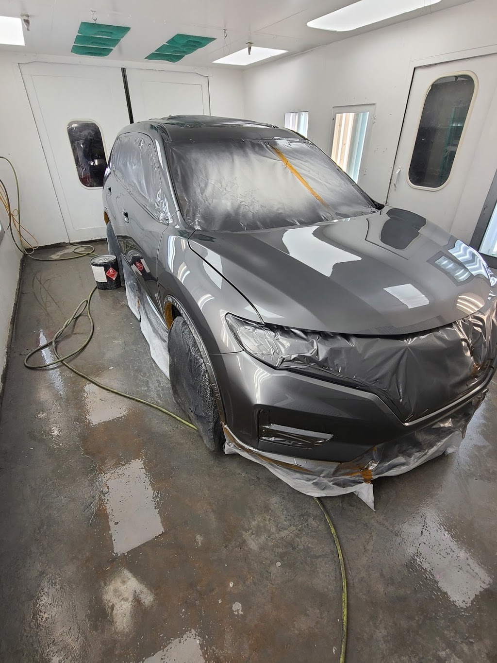 Rockos Auto Body | 151 Toryork Dr Suite 9, North York, ON M9L 1X9, Canada | Phone: (647) 657-6256