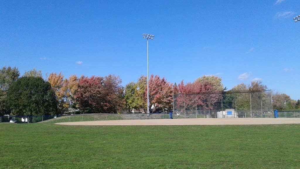 Parc Pierre-Boucher | 200 Rue Claude-Dauzat, Boucherville, QC J4B 1M2, Canada