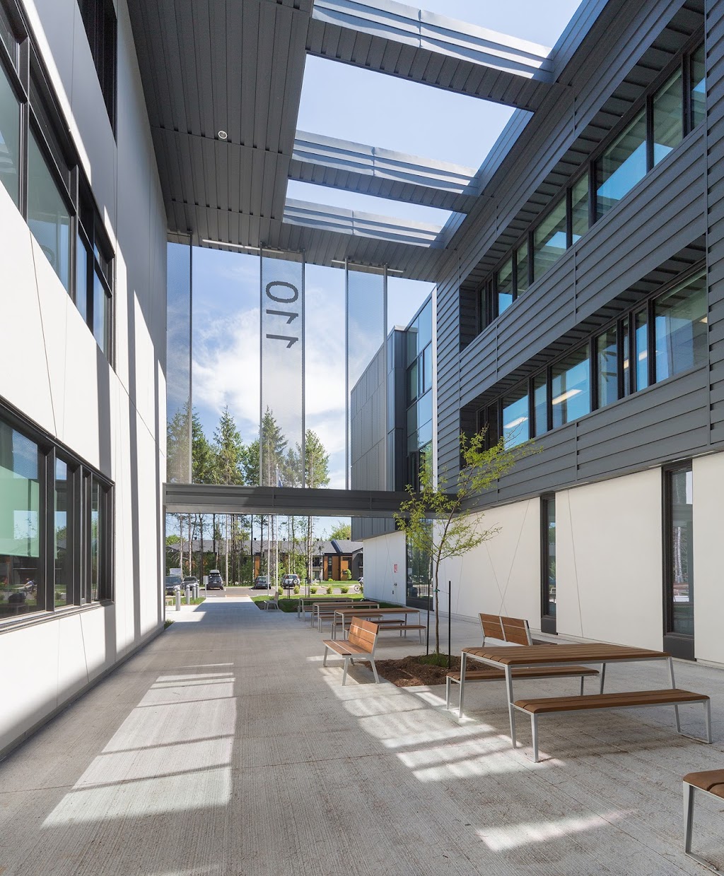 Massicotte Maloney architectes | 213 Rue de la Visitation, Saint-Charles-Borromée, QC J6E 4N6, Canada | Phone: (450) 867-3552