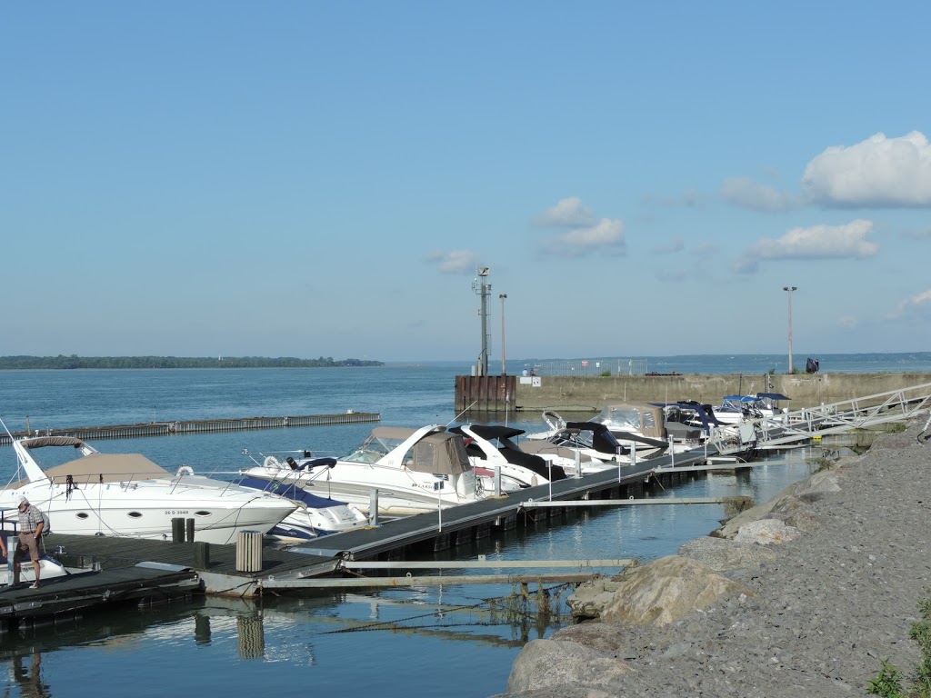 Club Nautique Deschaillons | 20 Côte du Quai, Deschaillons-sur-Saint-Laurent, QC G0S 1G0, Canada | Phone: (819) 292-3368