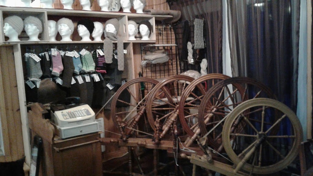 Garrick Corners Alpacas And Boutique | 630 Rue Bruce, Dunham, QC J0E 1M0, Canada | Phone: (450) 525-3083