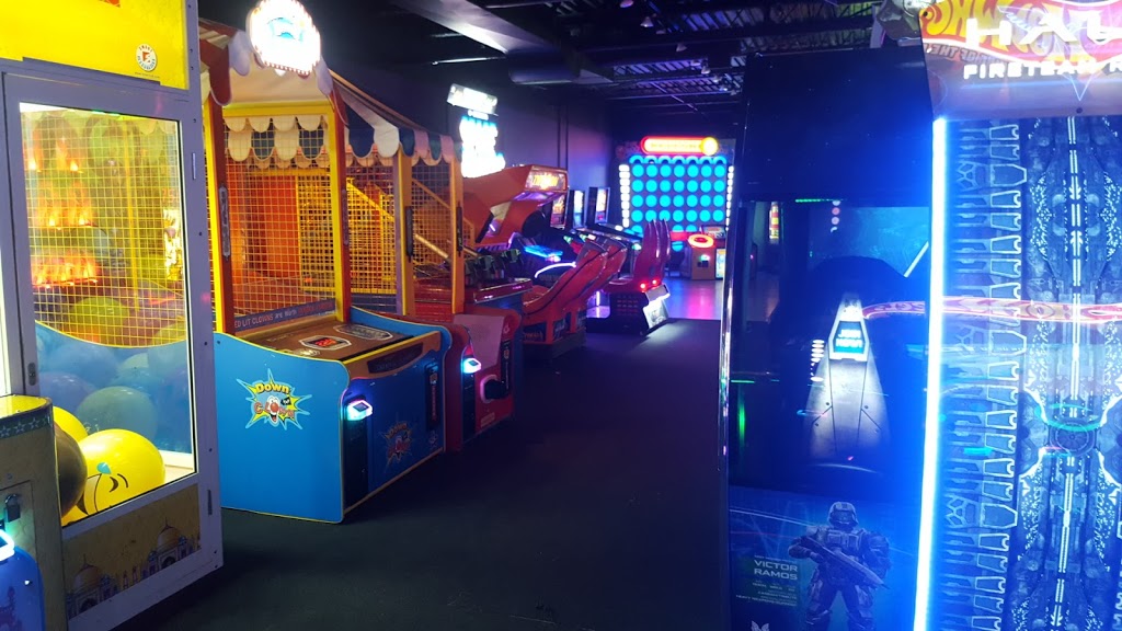 Family Fun Centre | point of interest | Guelph, ON N1K 0A1, Canada | 5198232695 OR +1 519-823-2695