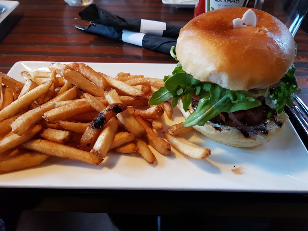 Tin Cup Sports Grill | 1540 North Service Rd W, Oakville, ON L6M 4A1, Canada | Phone: (905) 469-1441