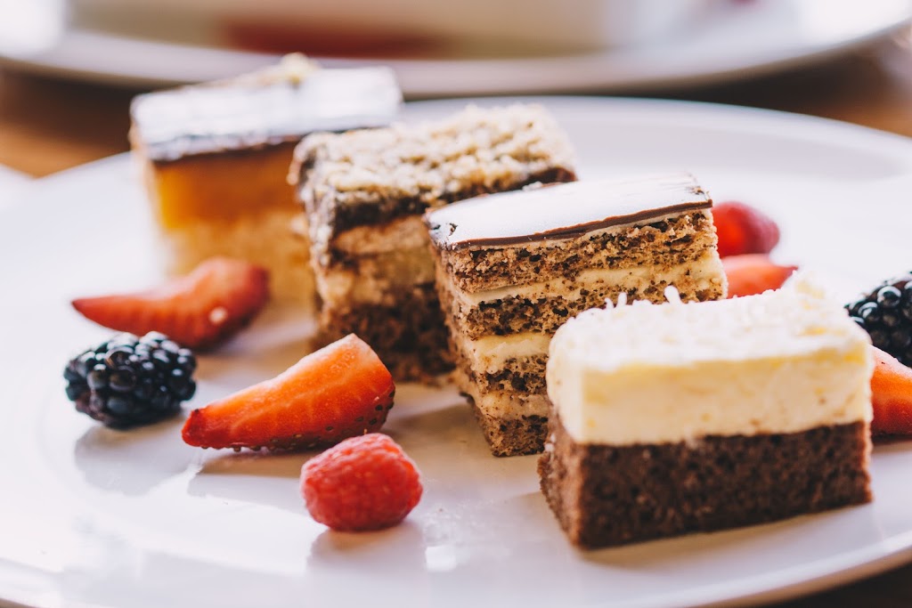 Markos Kitchen | 5708 1 St SE, Calgary, AB T2H 1H8, Canada | Phone: (403) 252-8328
