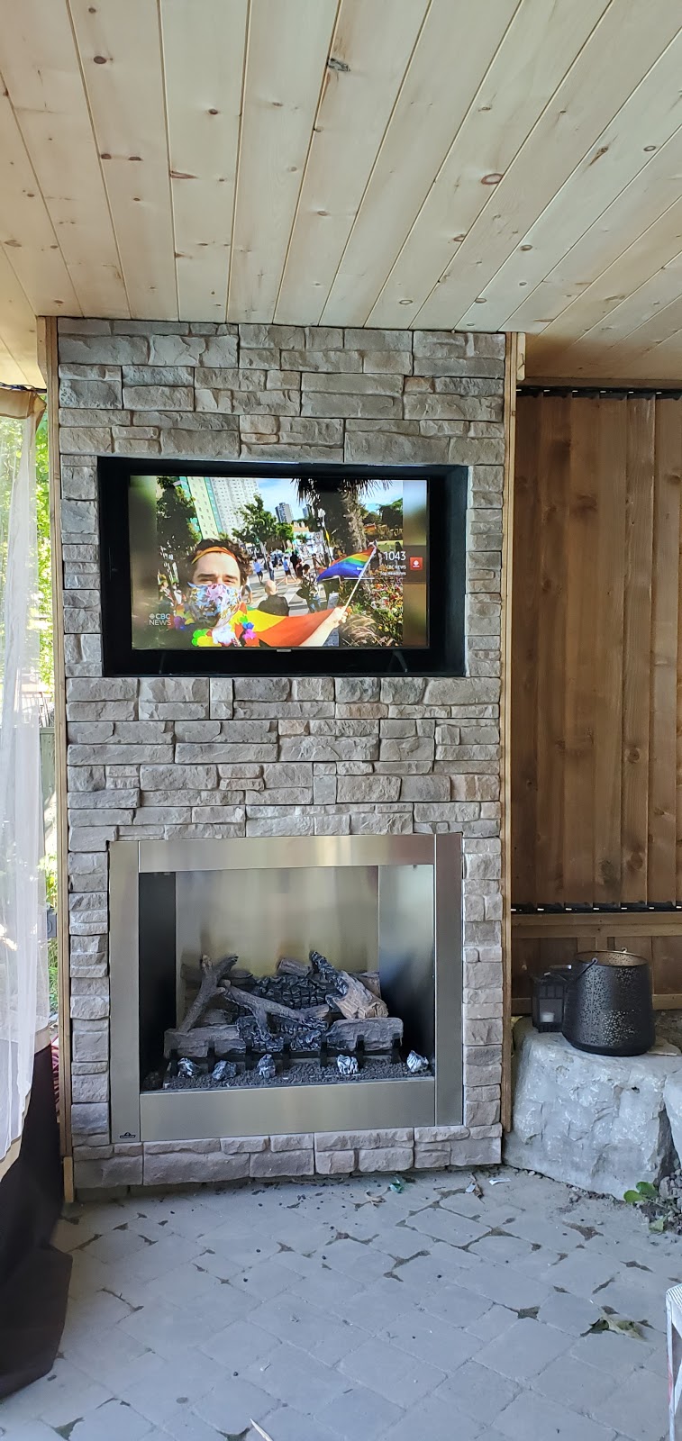 Classic Fireplace and BBQ Store | 65 Rylander Blvd, Scarborough, ON M1B 5M5, Canada | Phone: (416) 283-2783