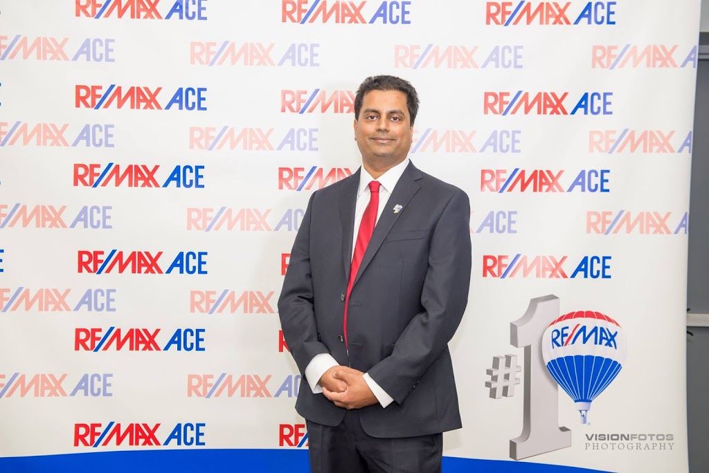 Suresh Paramalingam | 3-1286 Kennedy Rd, Scarborough, ON M1P 2L5, Canada | Phone: (416) 270-1111