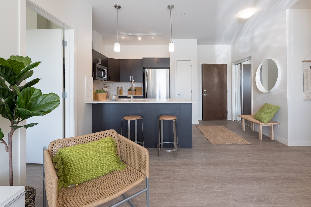 Pinnacle Pointe North | 17814 97 St NW #17804, Edmonton, AB T5Z 2E6, Canada | Phone: (780) 406-4423
