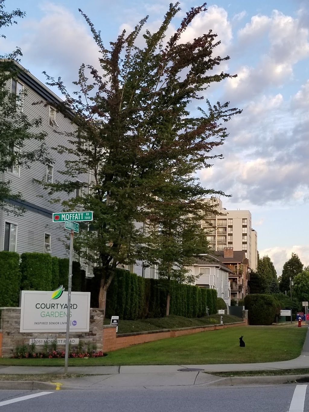 Courtyard Gardens Retirement Residence | 7051 Moffatt Rd, Richmond, BC V6Y 3W2, Canada | Phone: (604) 273-1225
