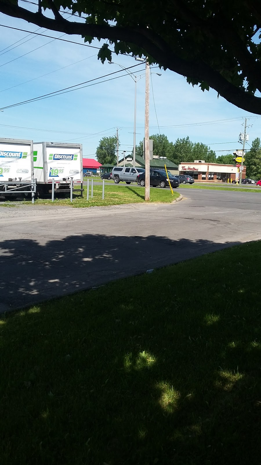 Champêtre Park | 619-623 Rue Nicolas, Salaberry-de-Valleyfield, QC J6S 5V2, Canada
