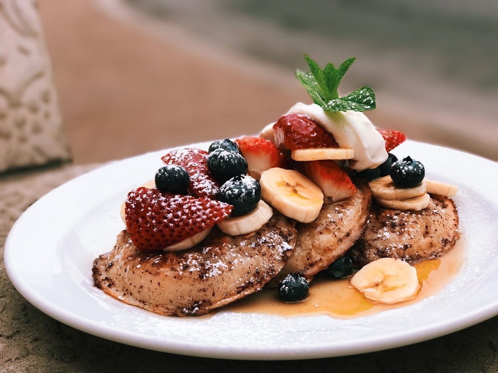 Saint James | 170 James St N, Hamilton, ON L8R 2L1, Canada | Phone: (289) 389-6565