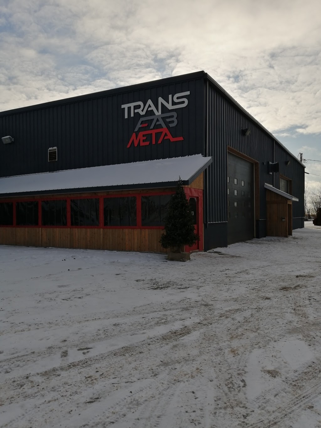 Transfab Métal | 62 Bd Cartier, Rivière-du-Loup, QC G5R 6B2, Canada | Phone: (418) 860-2542