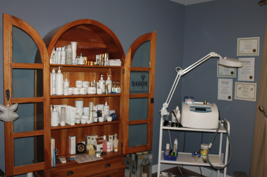 Beverlys Esthetic & Laser Studio | 622 Main St, Hampton, NB E5N 6H1, Canada | Phone: (506) 333-2783