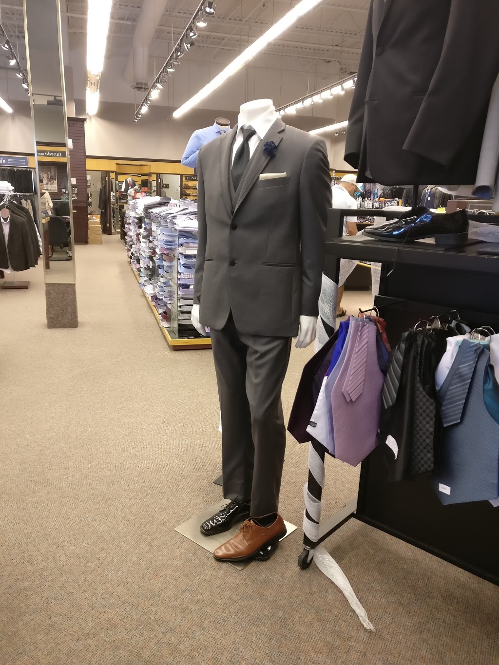 Moores Clothing for Men | 3155 Hwy 7 Suite #5, Markham, ON L3R 0T9, Canada | Phone: (905) 470-2515