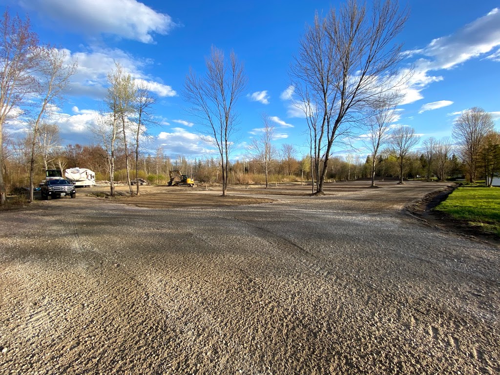 Ed Seguin & Sons Trucking & Paving Ltd | 106 Bay St, Sturgeon Falls, ON P2B 3M5, Canada | Phone: (705) 753-4252