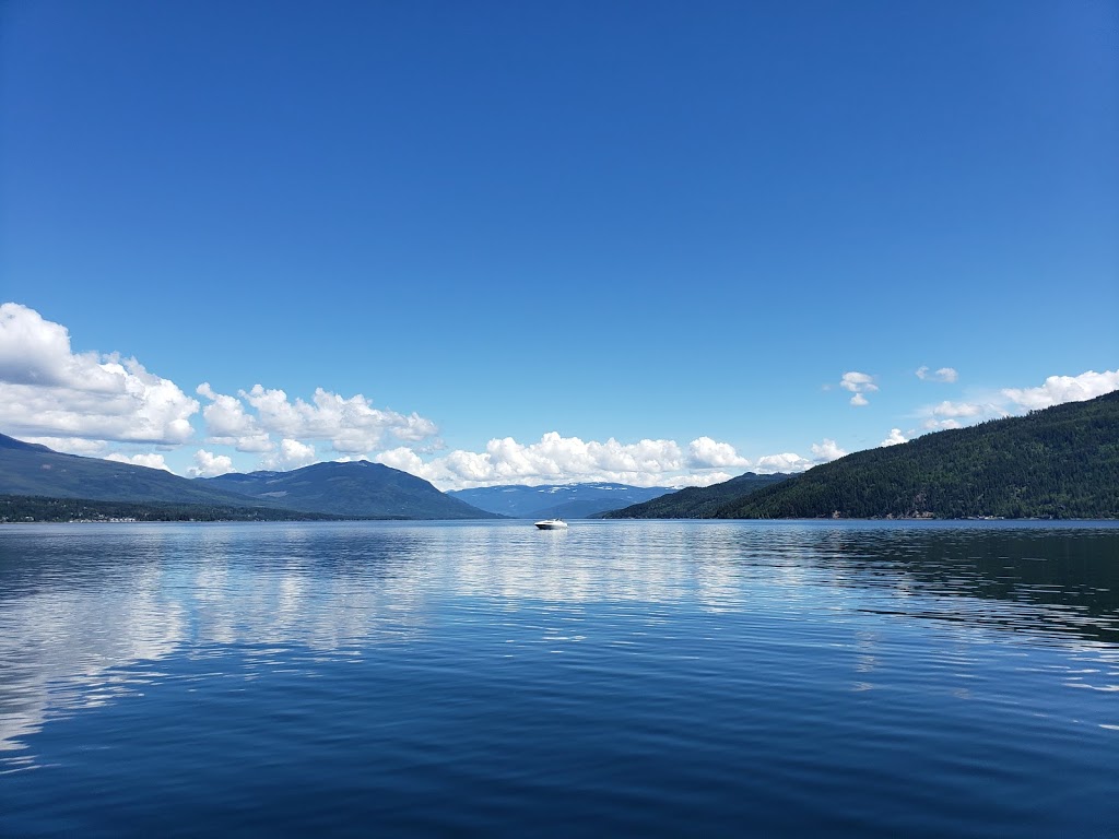 Shuswap Marina | 2127 Ingram Rd, Blind Bay, BC V0E 1H2, Canada | Phone: (250) 675-2250