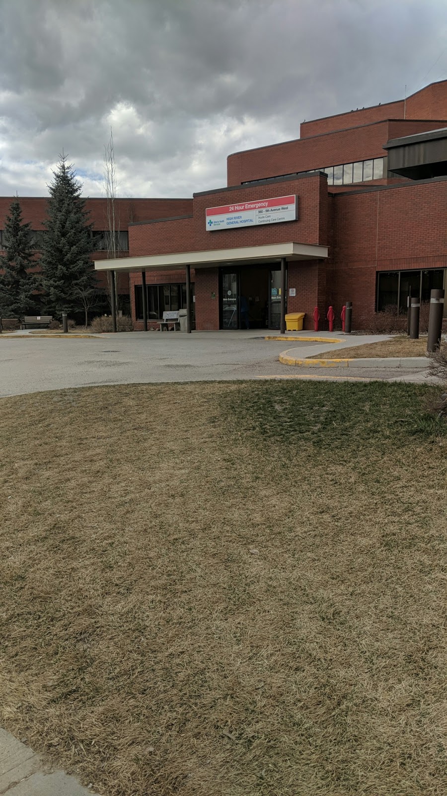 High River General Hospital | 560 9 Ave SW, High River, AB T1V 1B3, Canada | Phone: (403) 652-2200